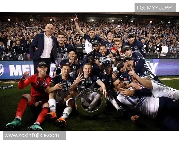 萨基列斯迎战塞维利亚展开激烈对决双方争夺胜利的关键时刻